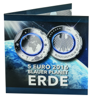 00110052016B00_5x2E_Blauer_Planet_mit_Medaille_BL